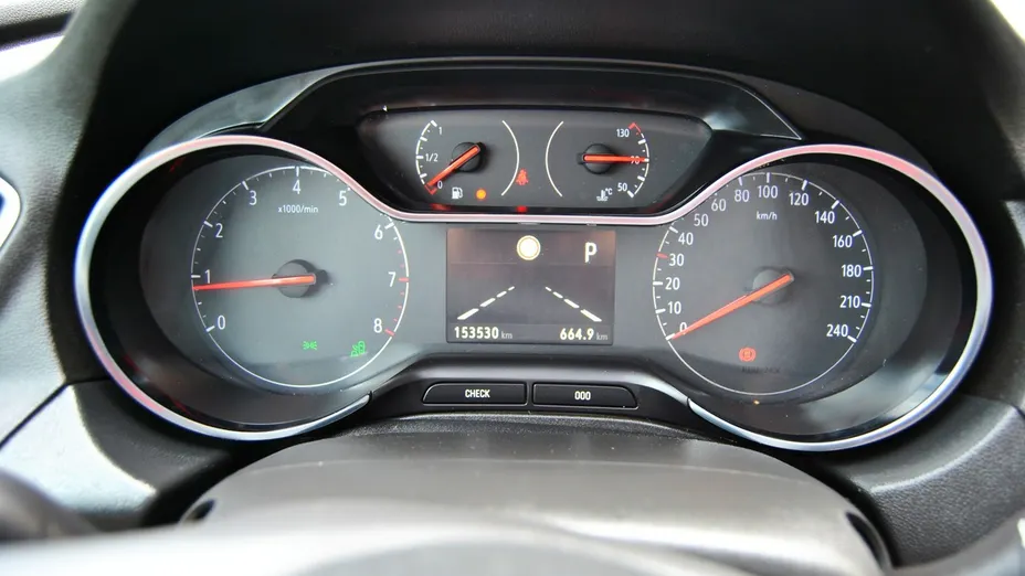 OPEL Grandland X -