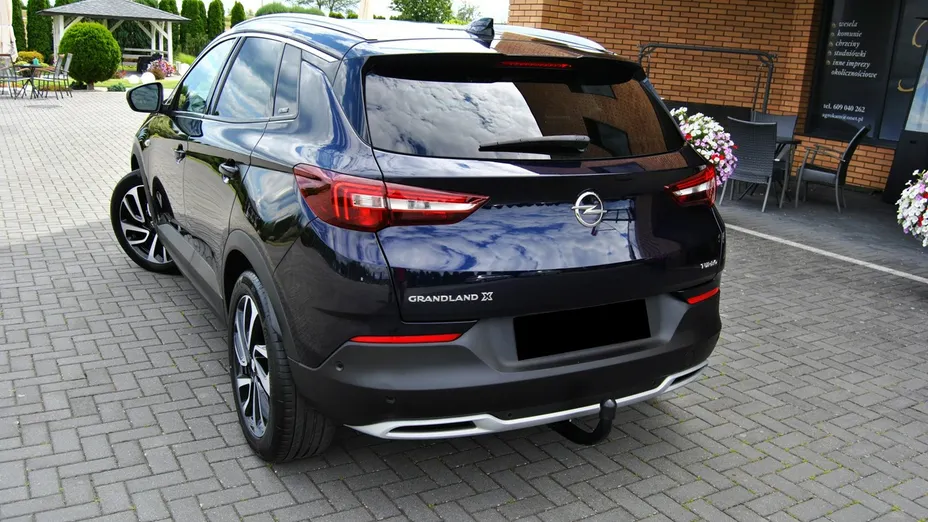 OPEL Grandland X -