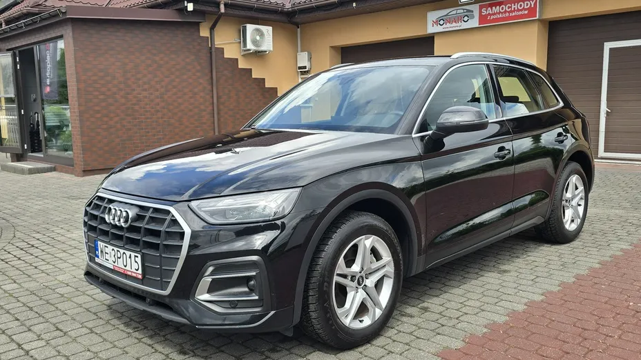 AUDI Q5 -