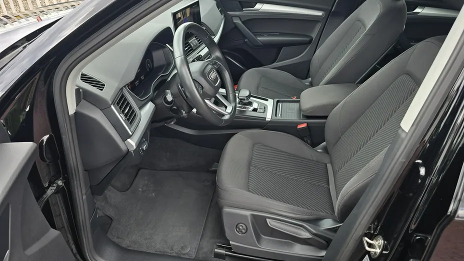 AUDI Q5 -