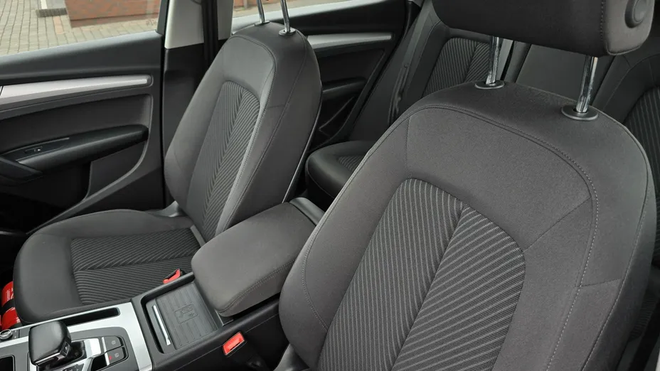 AUDI Q5 -