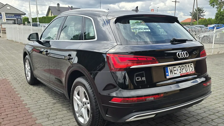 AUDI Q5 -