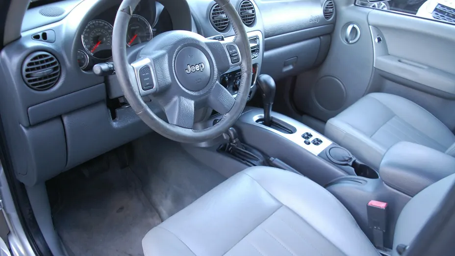 JEEP Cherokee -