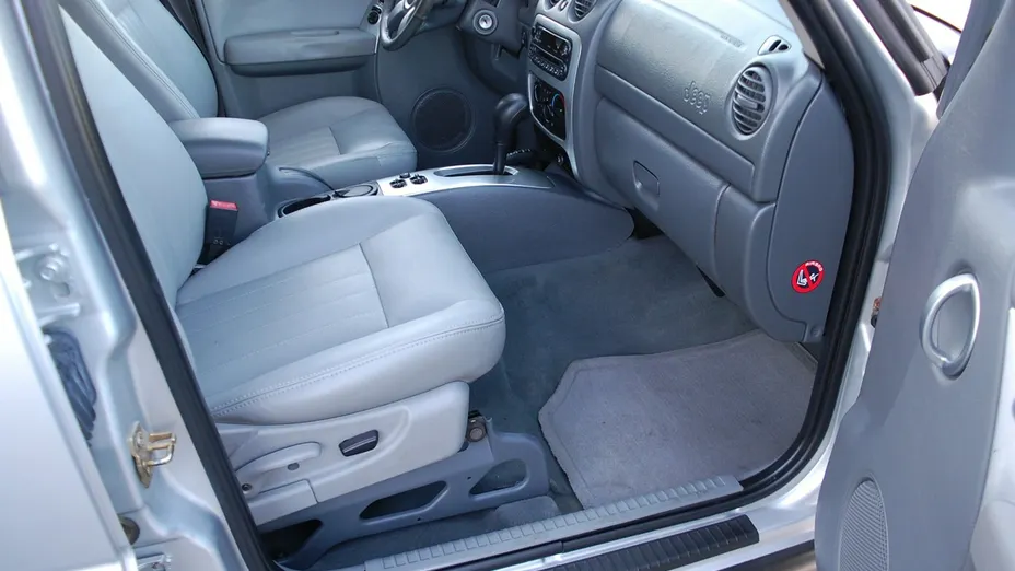 JEEP Cherokee -