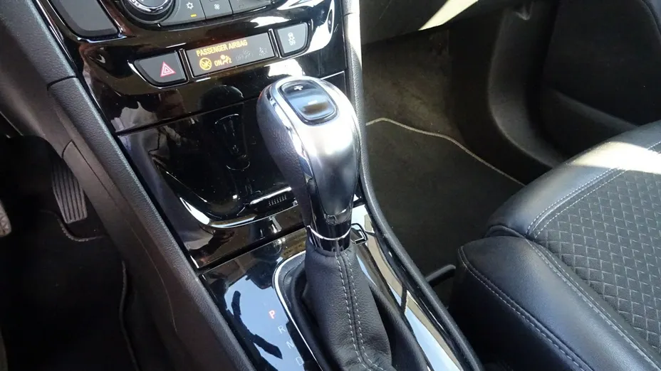 OPEL Mokka -