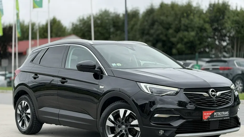 OPEL Grandland X -