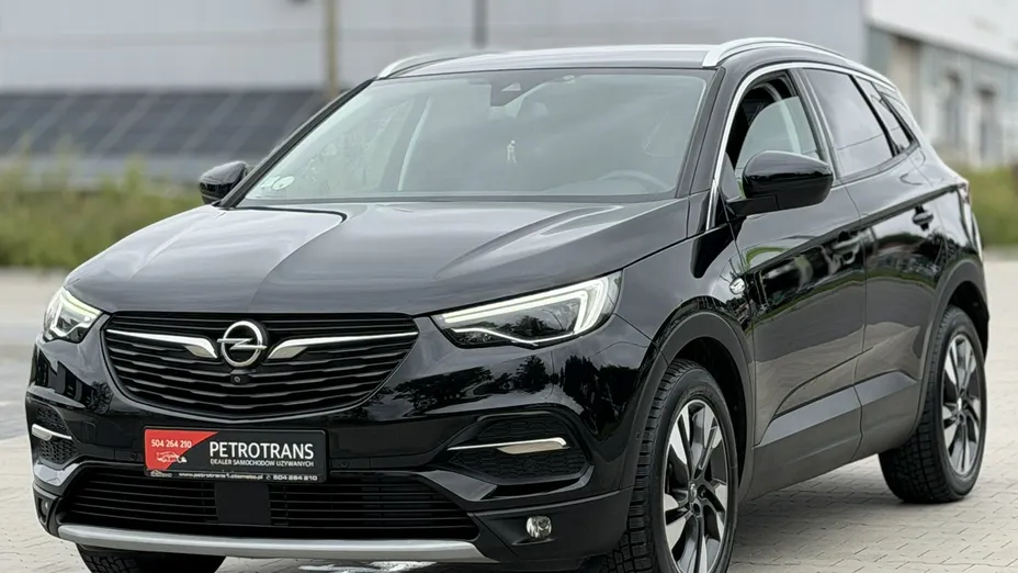 OPEL Grandland X -