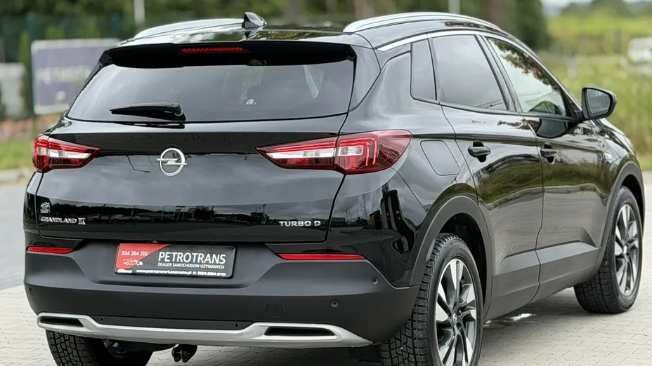 OPEL Grandland X -