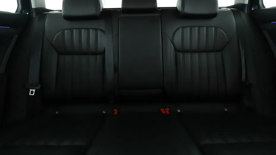 SKODA Superb -