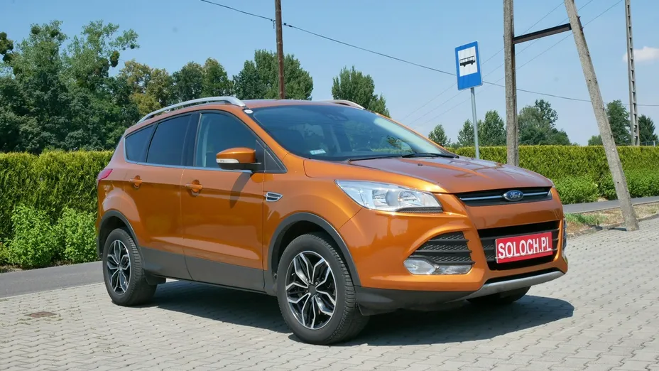 FORD Kuga -
