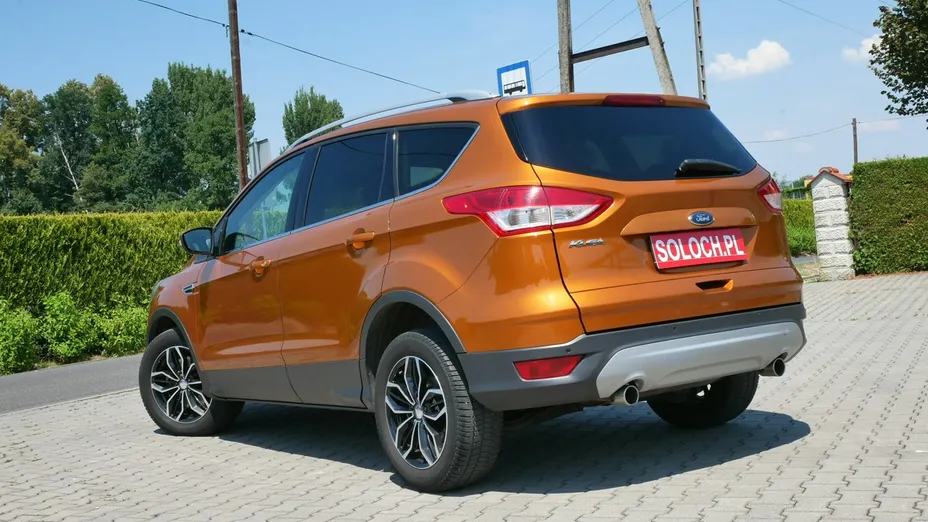 FORD Kuga -