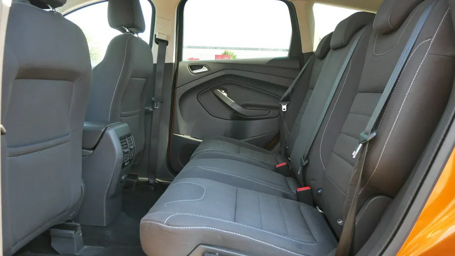FORD Kuga -