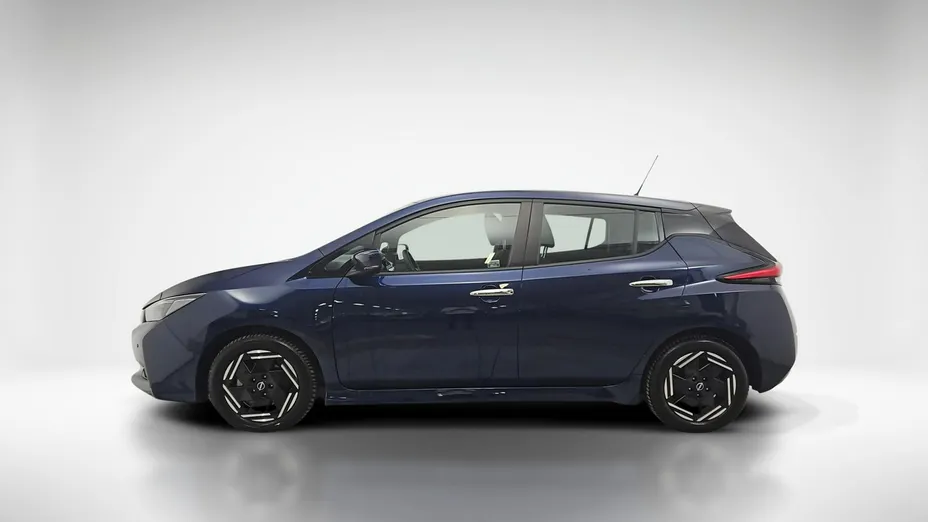 NISSAN Leaf -
