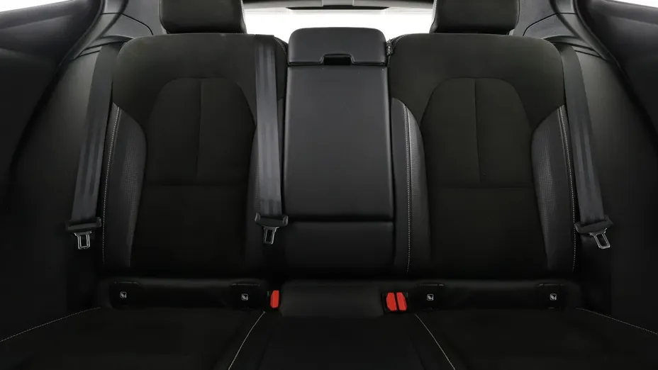 VOLVO XC40 -