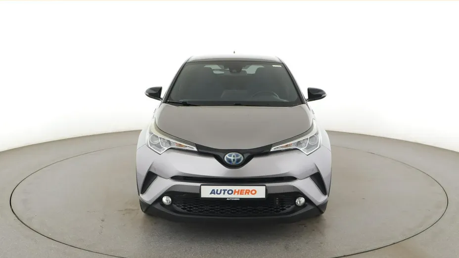 TOYOTA C-HR -