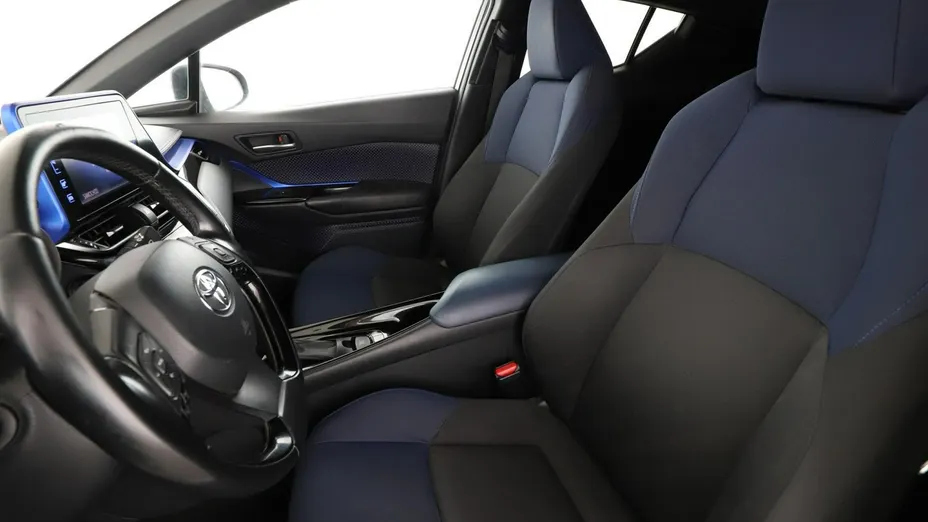TOYOTA C-HR -