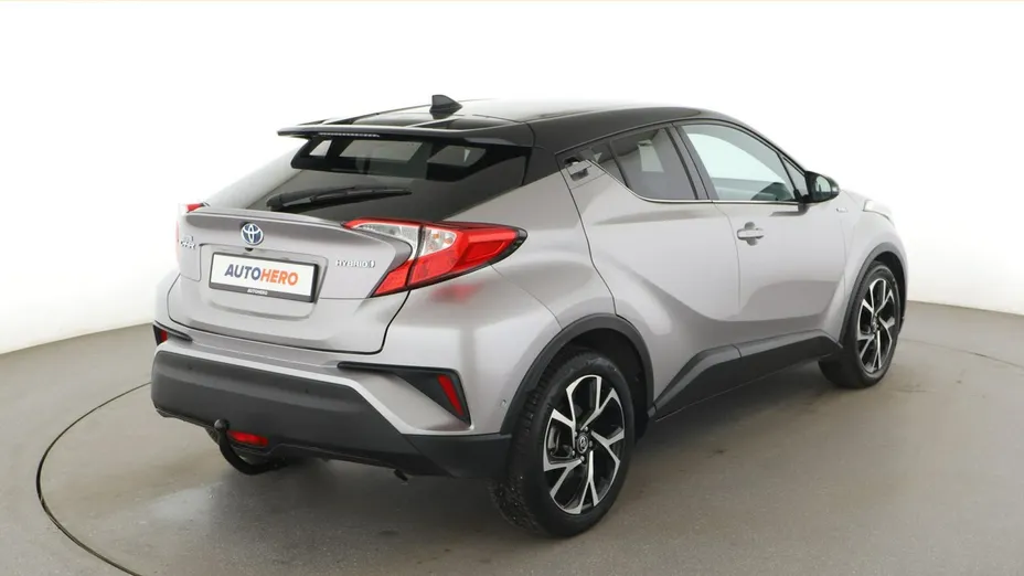 TOYOTA C-HR -