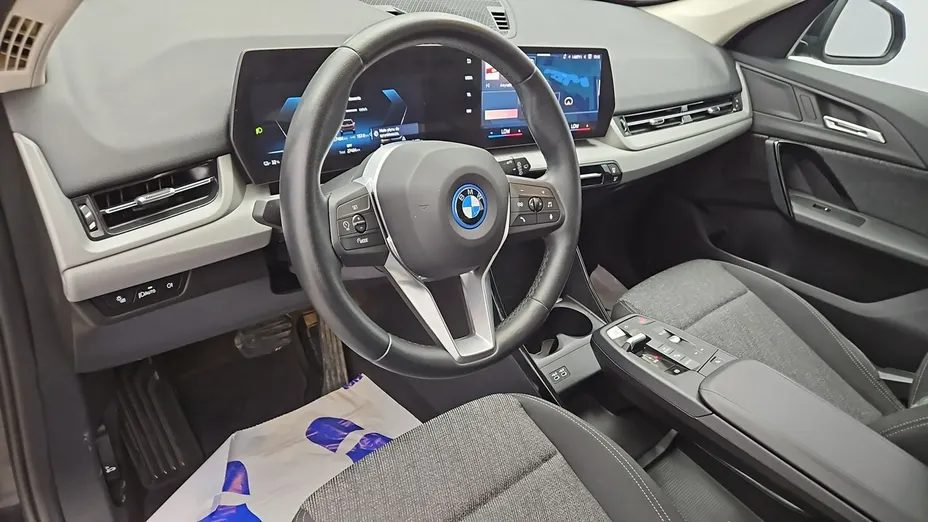 BMW iX1 -