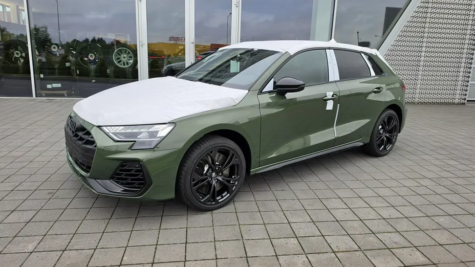 AUDI S3 Sportback -