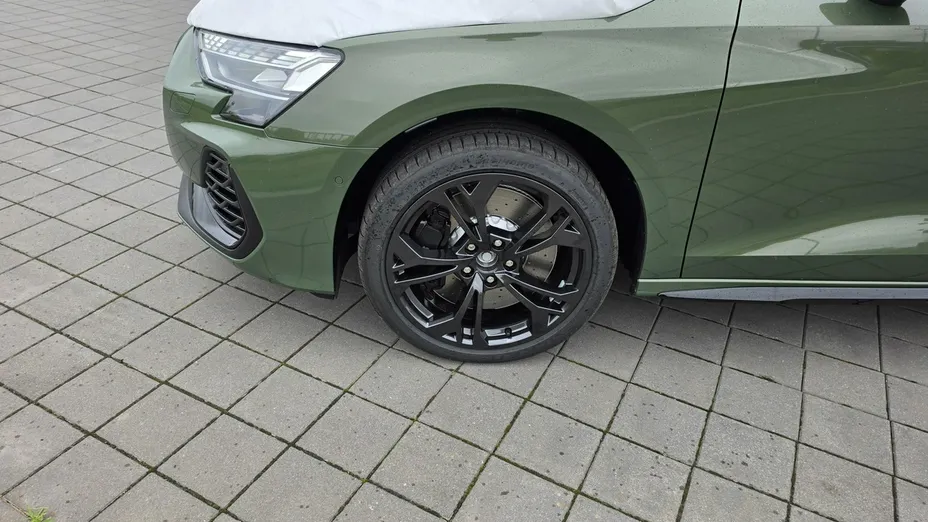 AUDI S3 Sportback -