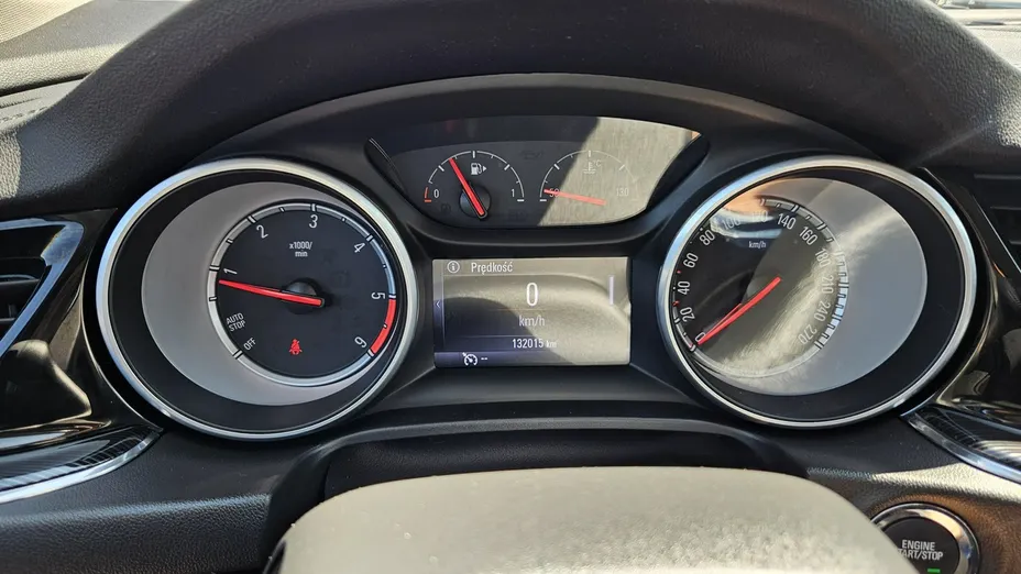 OPEL Insignia -
