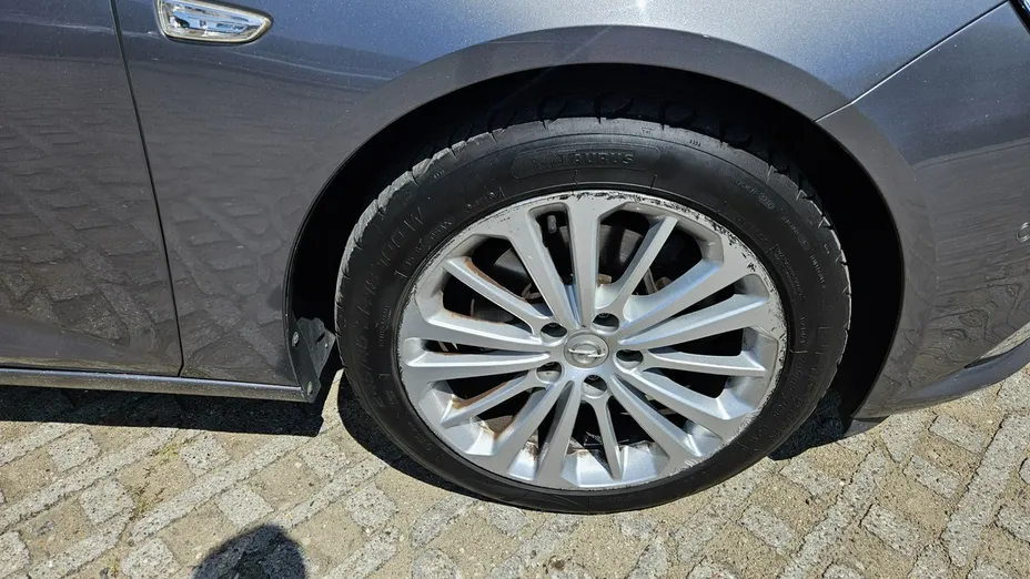 OPEL Insignia -