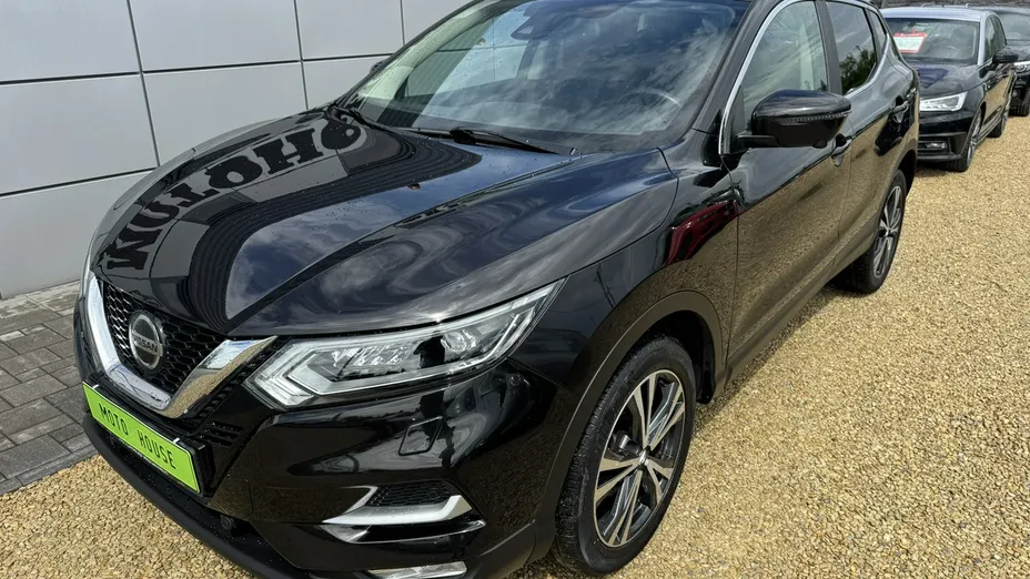NISSAN Qashqai -