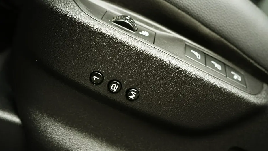 CITROEN DS5 -