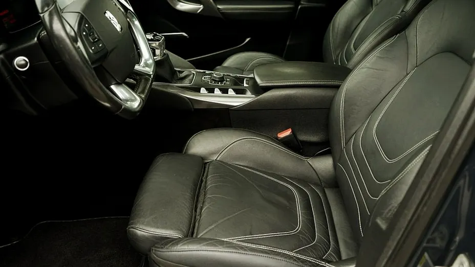 CITROEN DS5 -
