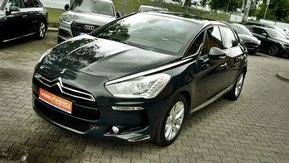 CITROEN DS5 -