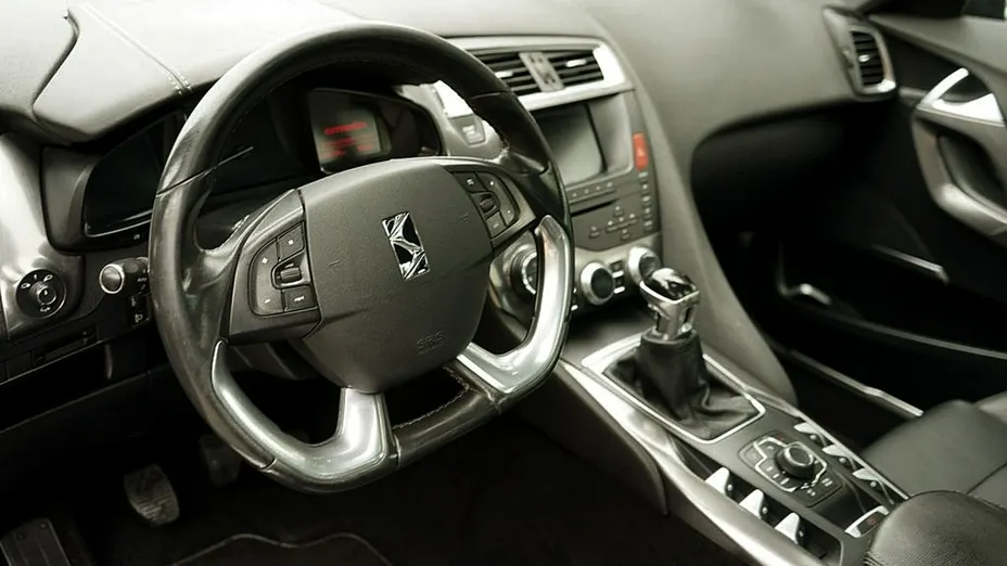 CITROEN DS5 -