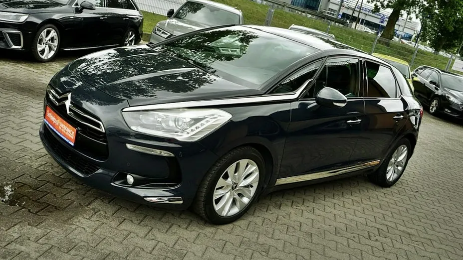 CITROEN DS5 -