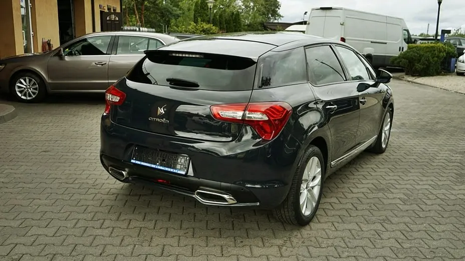 CITROEN DS5 -