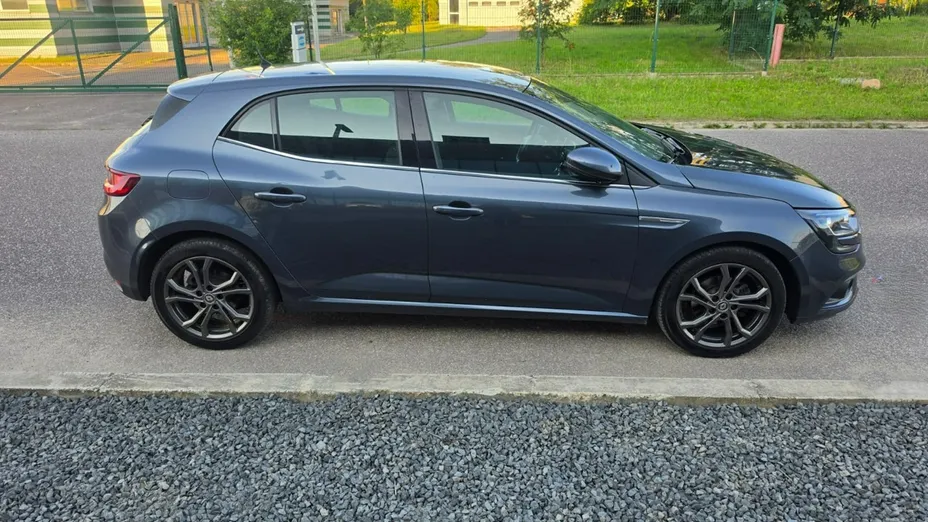 RENAULT Megane -