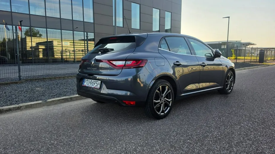 RENAULT Megane -
