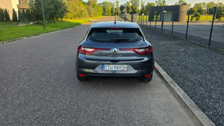 RENAULT Megane -