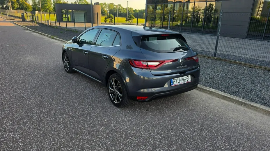 RENAULT Megane -