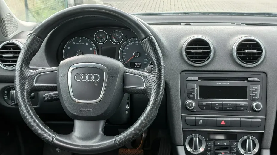 AUDI A3 Sportback -