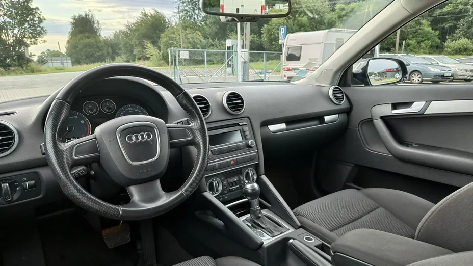 AUDI A3 Sportback -
