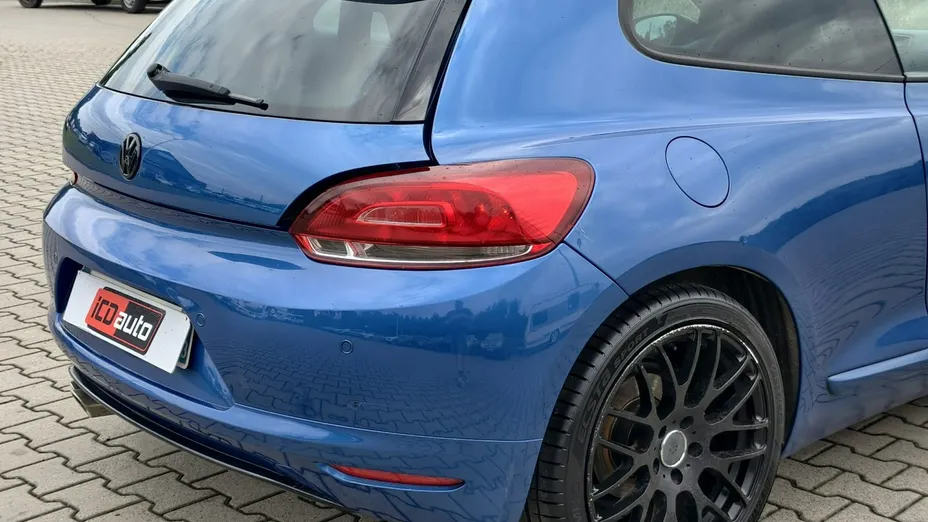 VOLKSWAGEN Scirocco -