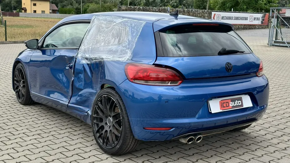 VOLKSWAGEN Scirocco -