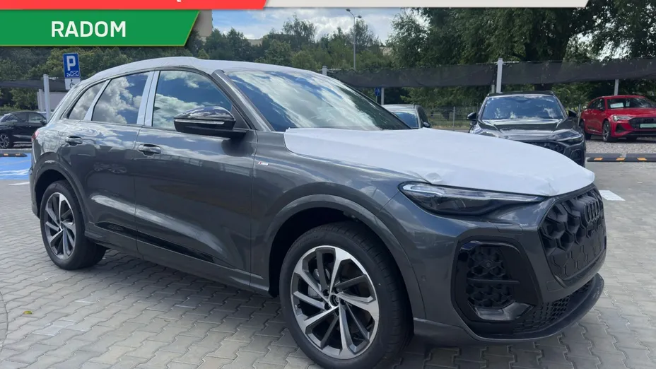 AUDI Q5 -