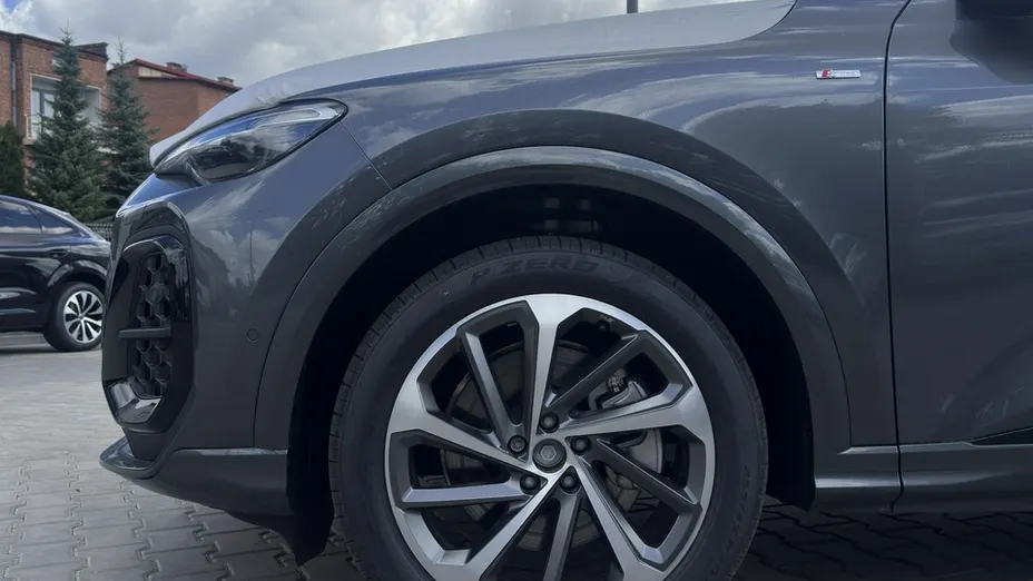 AUDI Q5 -
