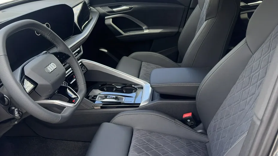 AUDI Q5 -