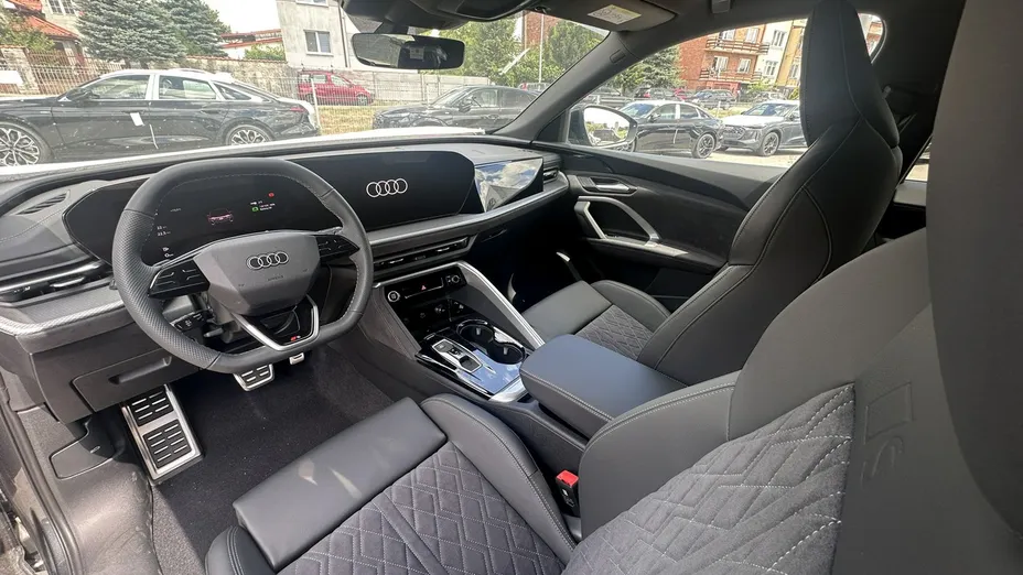 AUDI Q5 -