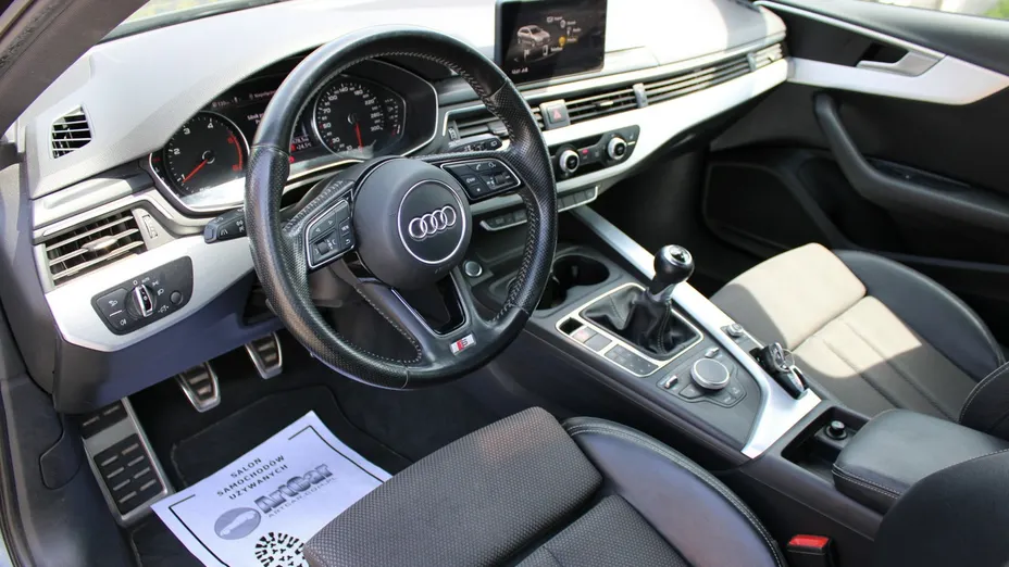 AUDI A4 -