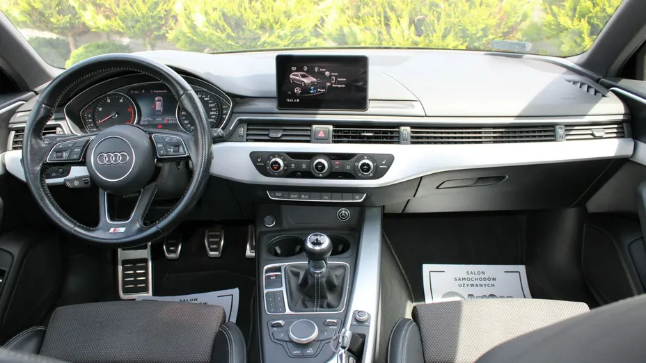 AUDI A4 -