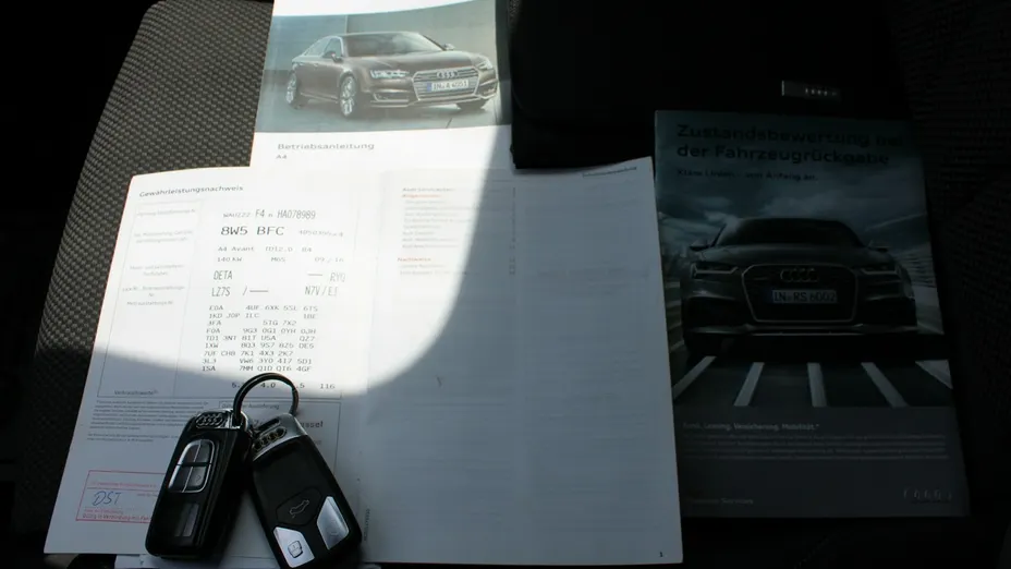 AUDI A4 -