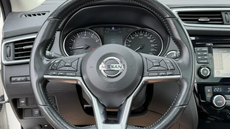 NISSAN Qashqai -
