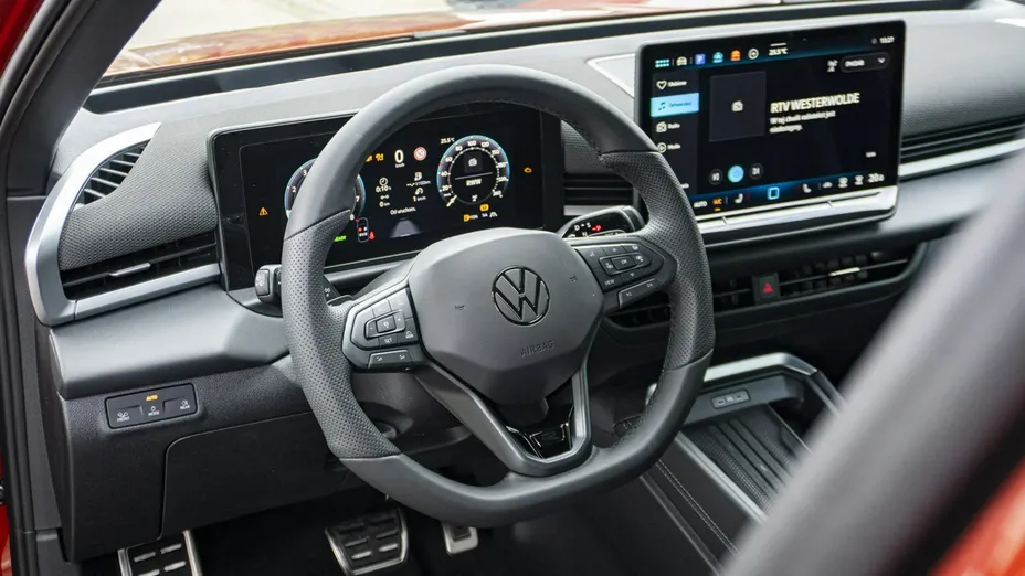 VOLKSWAGEN T-ROC -